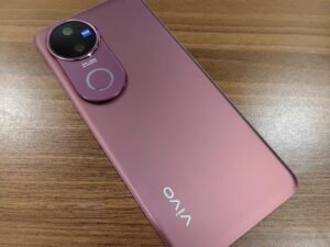 Vivo V50